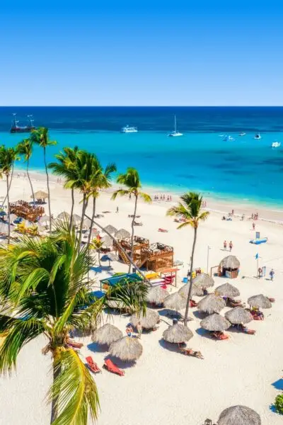 Imagen de una playa de punta cana